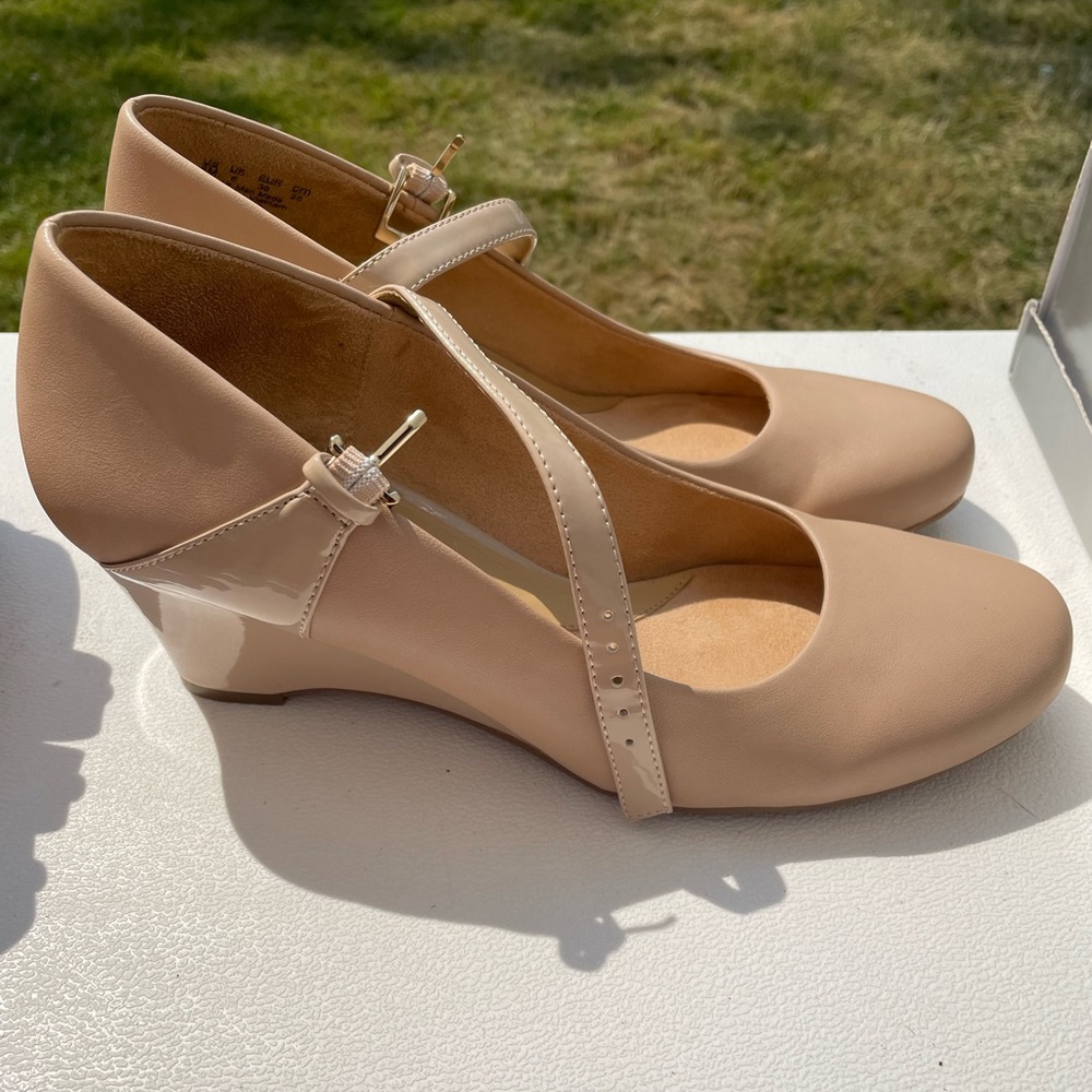 BRAND NEW Naturalizer wedge Mary Jane